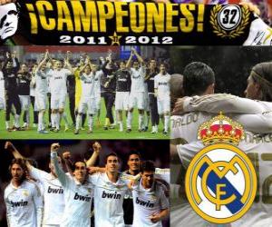 yapboz 2011-2012 İspanyol Futbol Ligi şampiyonu Real Madrid